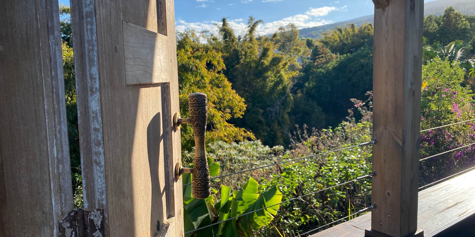 L'Orée du Maïdo - un coin parfait pour siroter un café au lever du jour