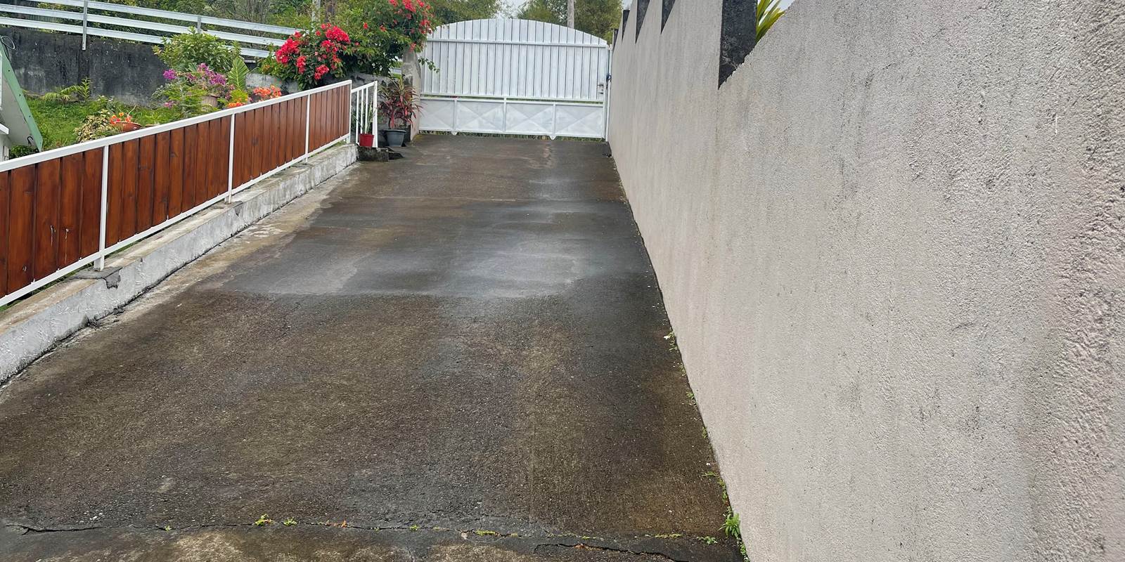 Entrée de la chambre d'hôte Saint Joseph Réunion