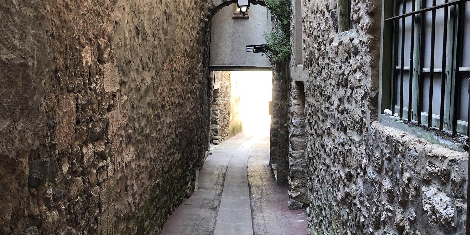 rue des Tisserands Villefranche de Conflent
