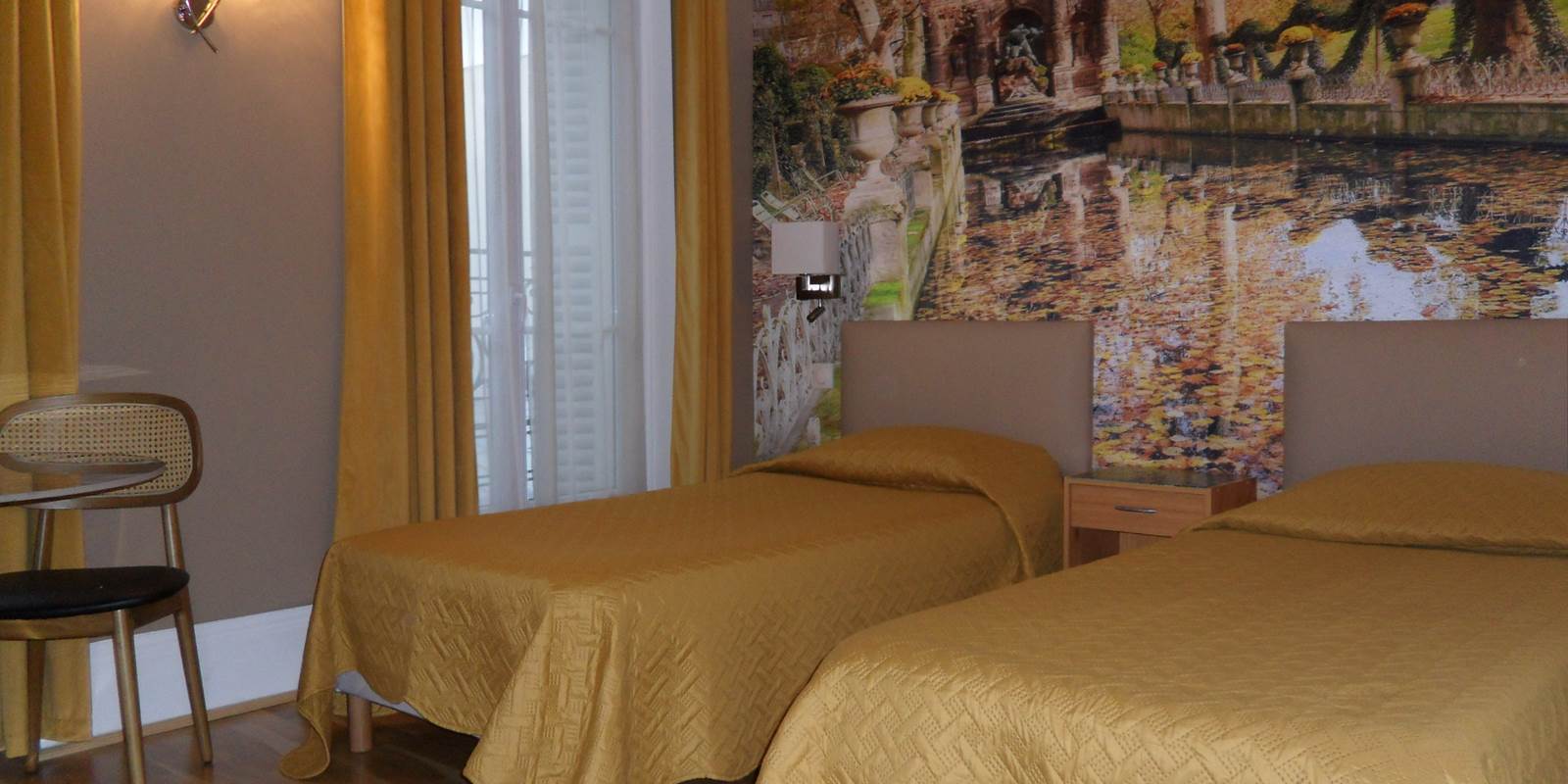 chambre 2 lits hotel jean bart paris