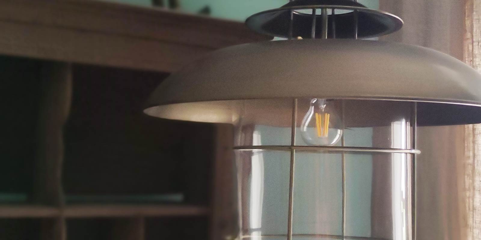 chambredhotes-campagnechic-authenticité-luminaire-meublesanciens