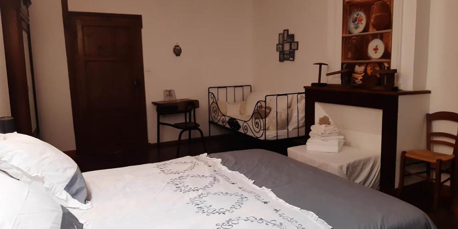 GÎTE-DE-LA-SAUVETAT-Chambre