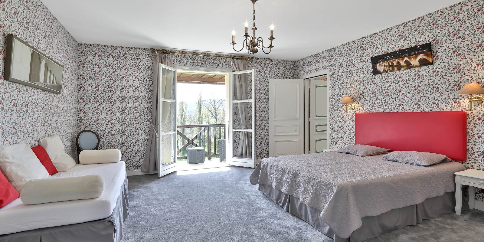 Gîte Junior Suite Gentilhommière 31-32 avec balcon - Chambre de 2 à 4 personnes