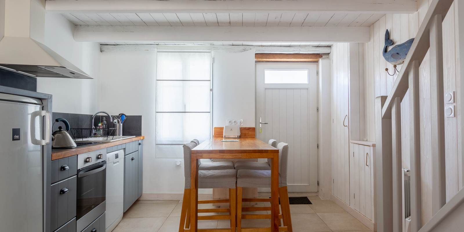 location-vacances-la-couarde-salle à manger