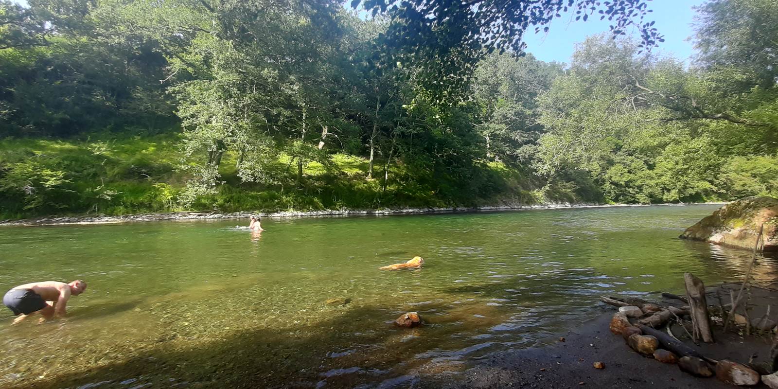 Baignade dans la Garonne