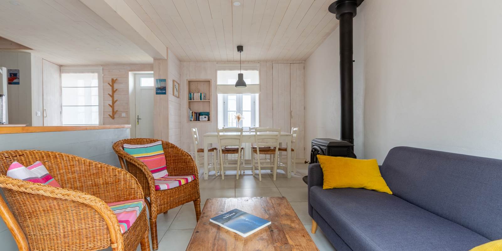 location-ile-de-re-salon-2