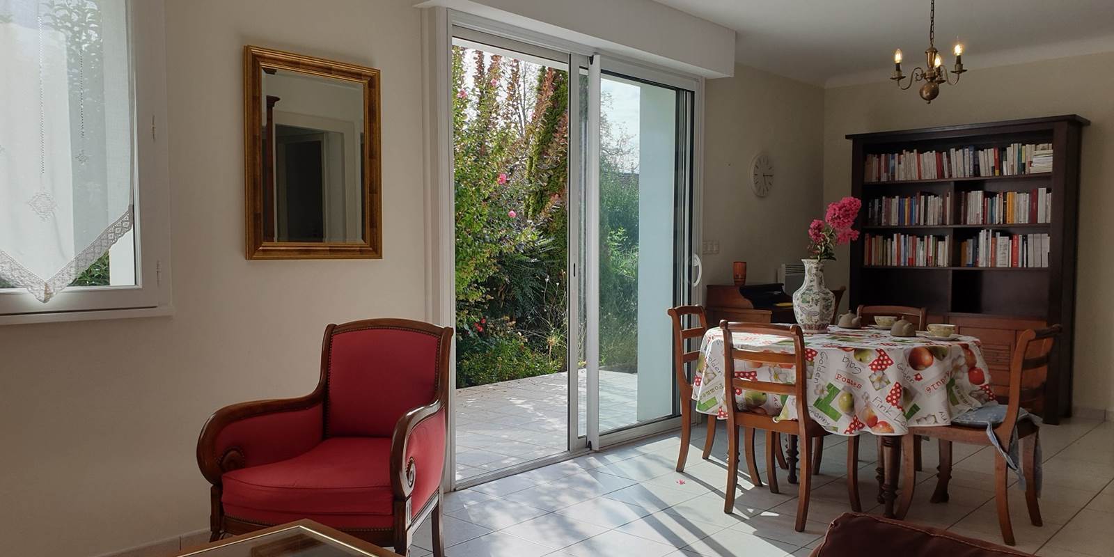 séjour vue du salon 2