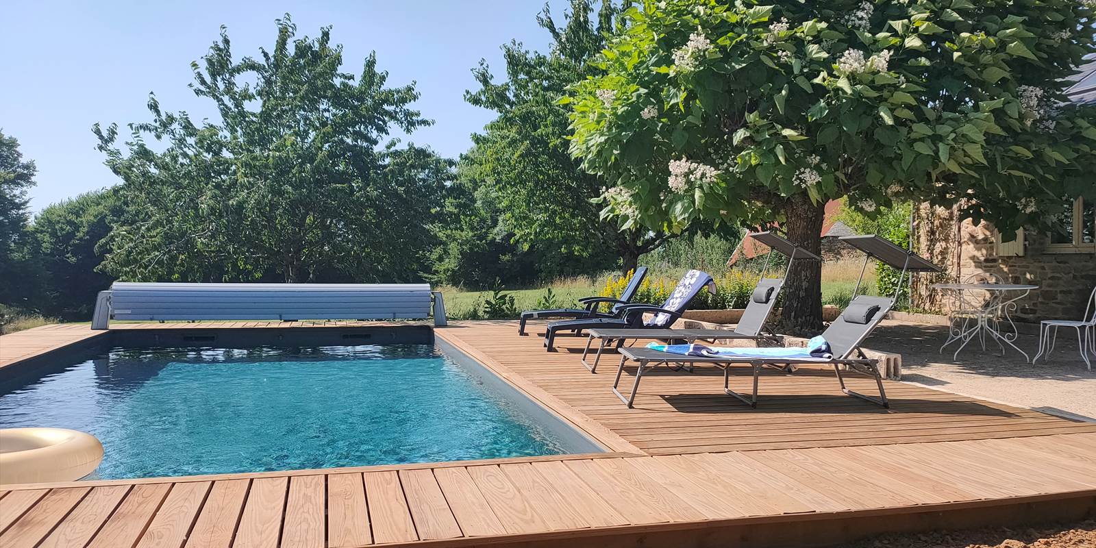 La piscine privée et chauffée