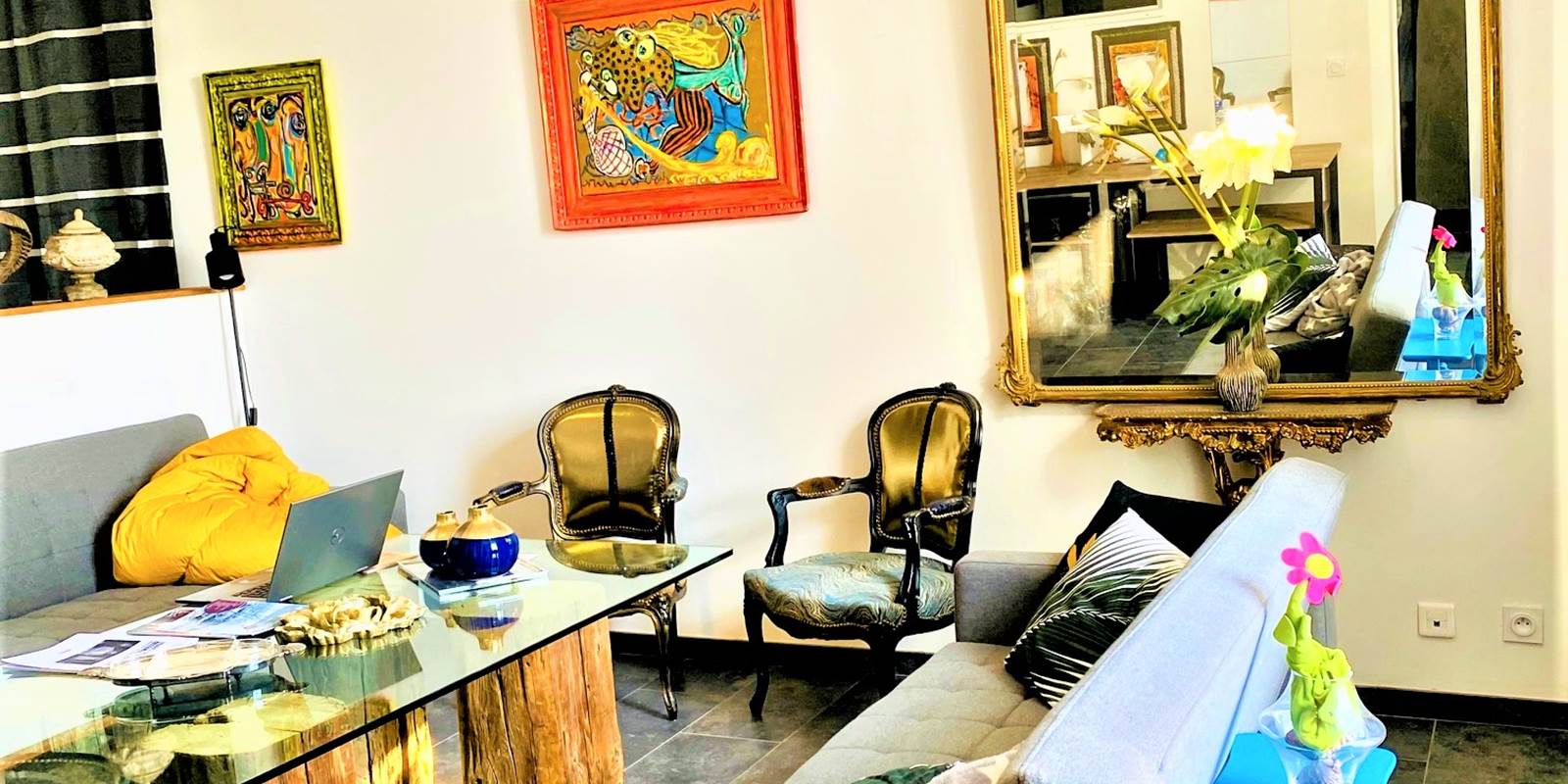 Salon / pièce à vivre