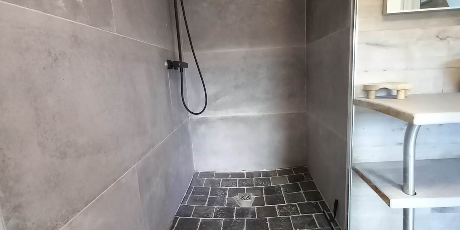 Douche à l'italienne