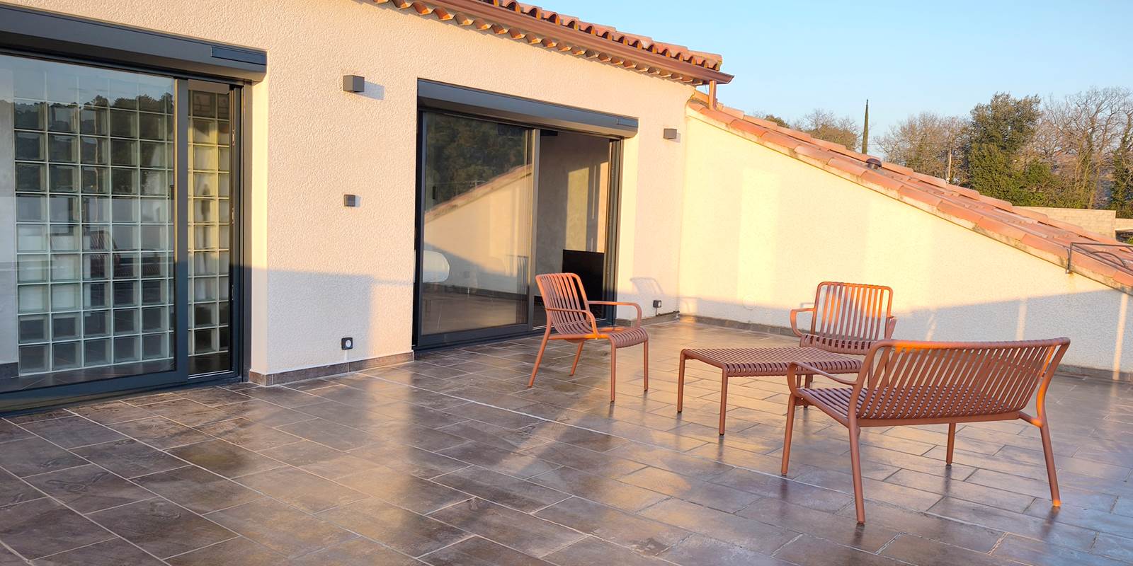 Terrasse privée Master Suite "Contempory" - Vue sur jardin - moderne luxe