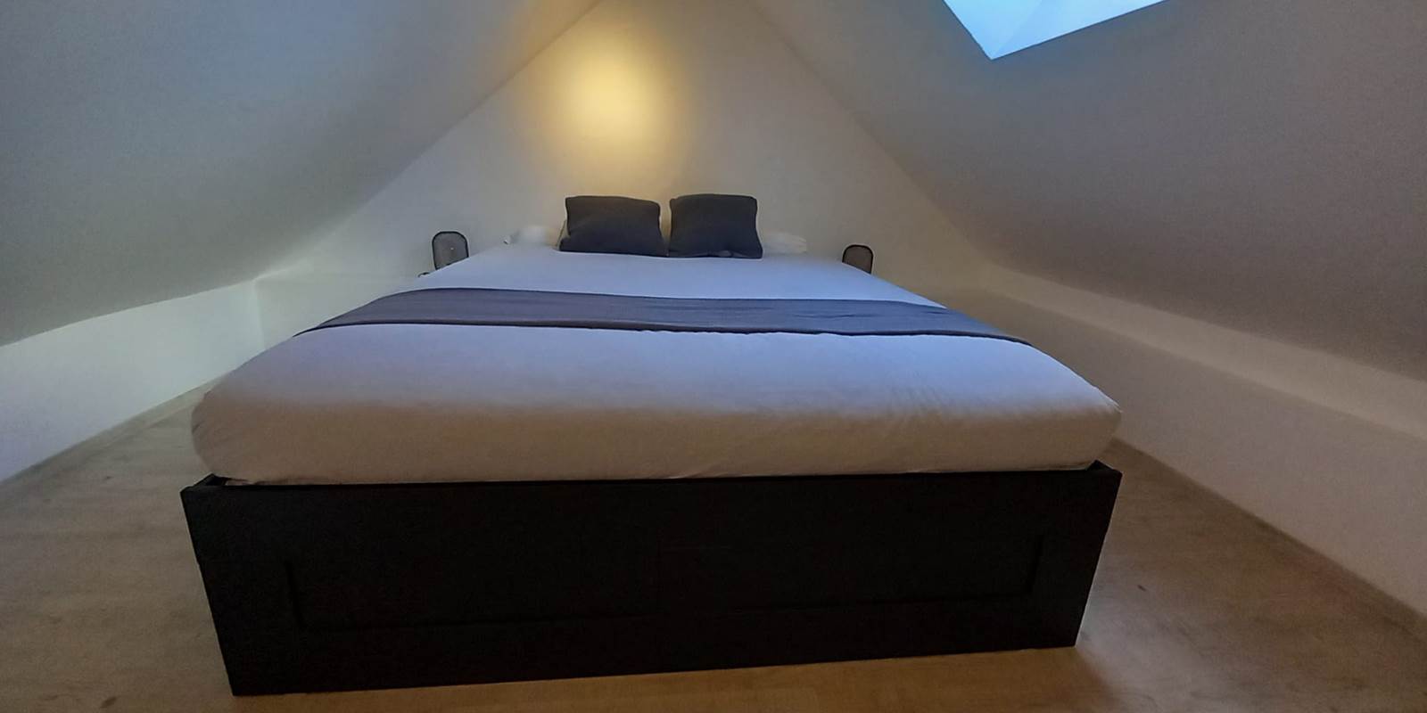 Chambre 2 mansardée