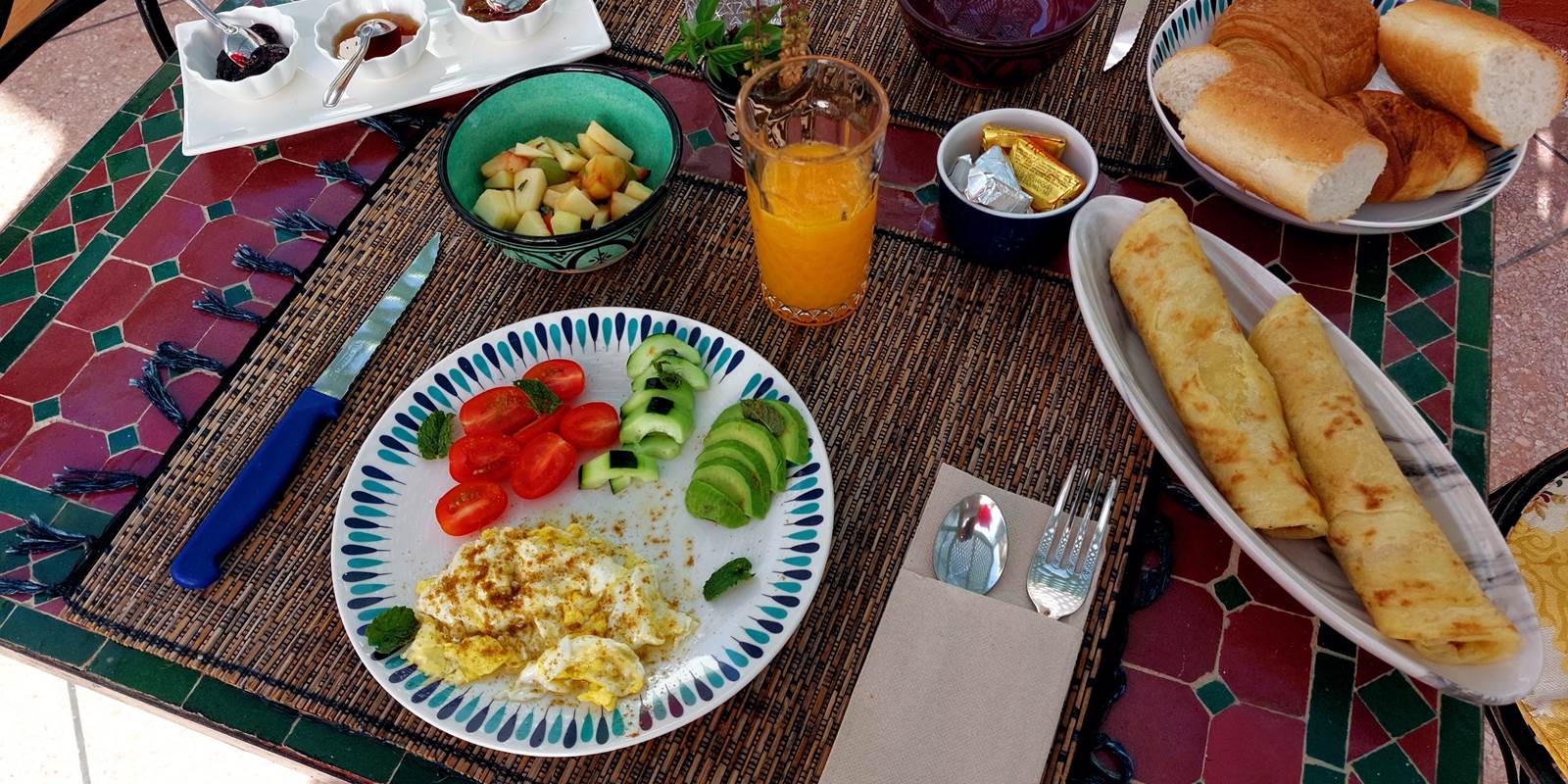 Terrasse_petit_dej(1)