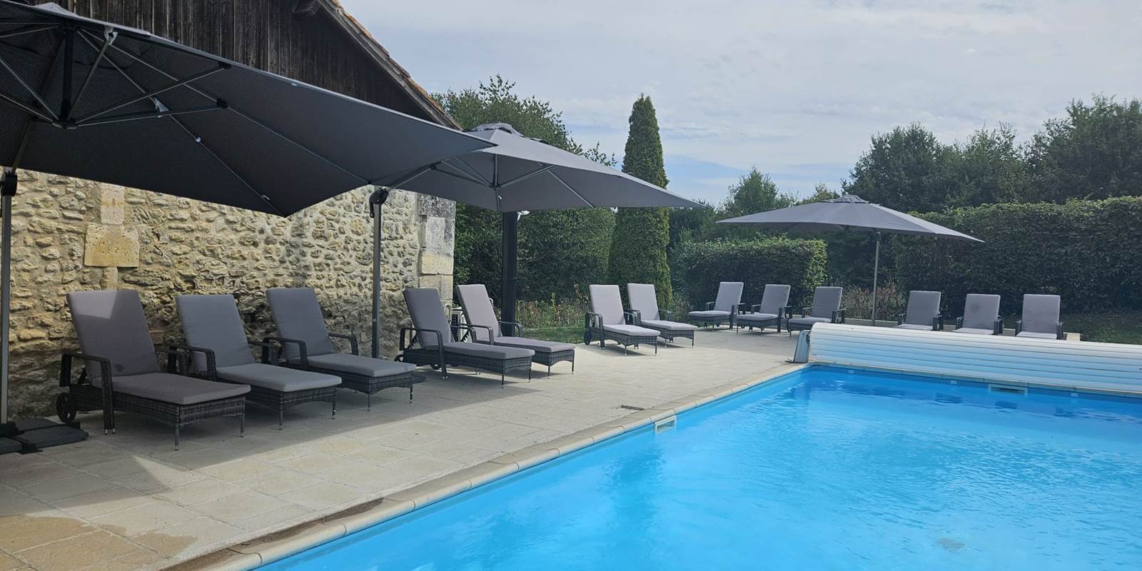 gite-piscine-dordogne