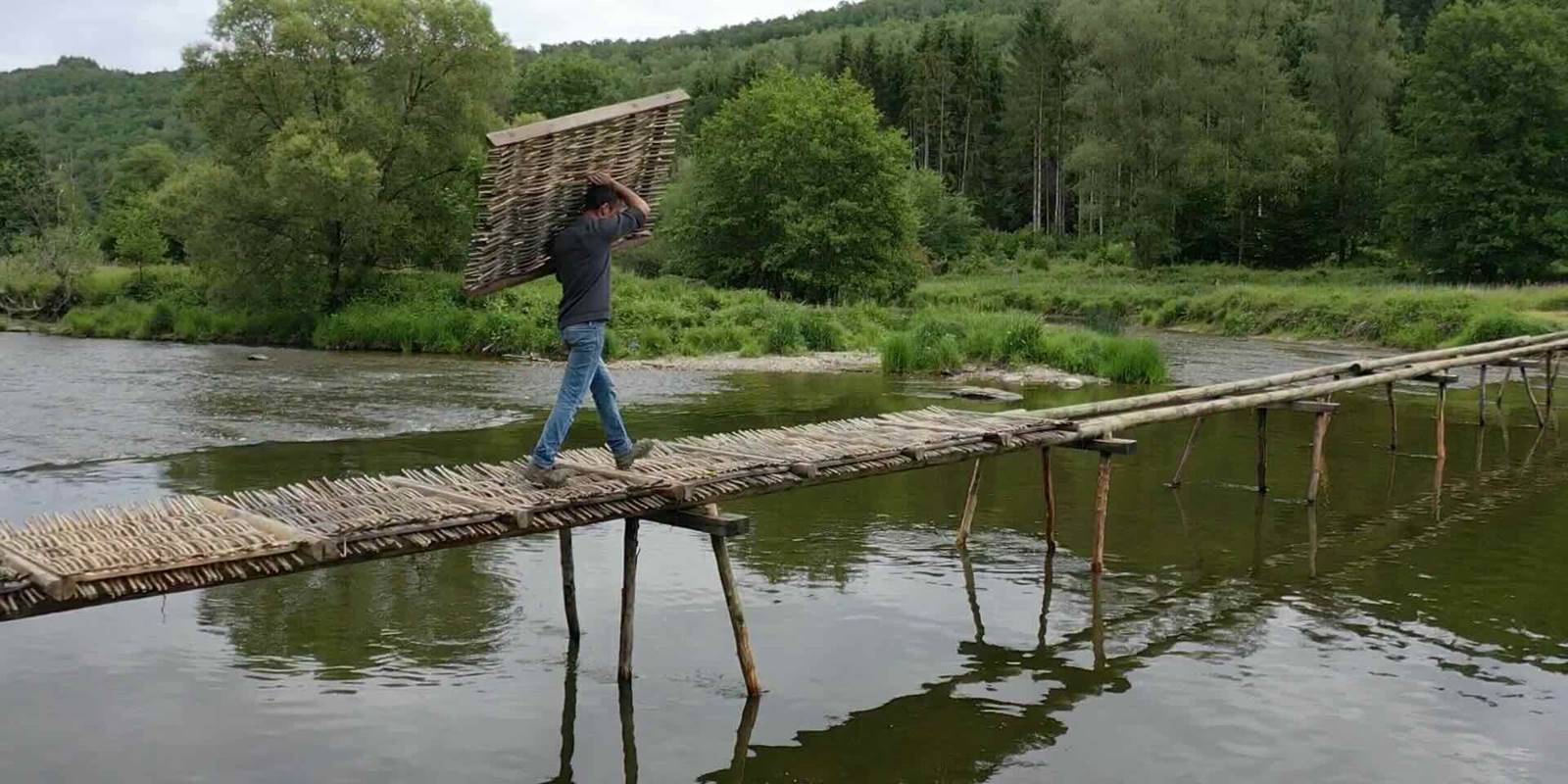 LAFORET - Pont de claies