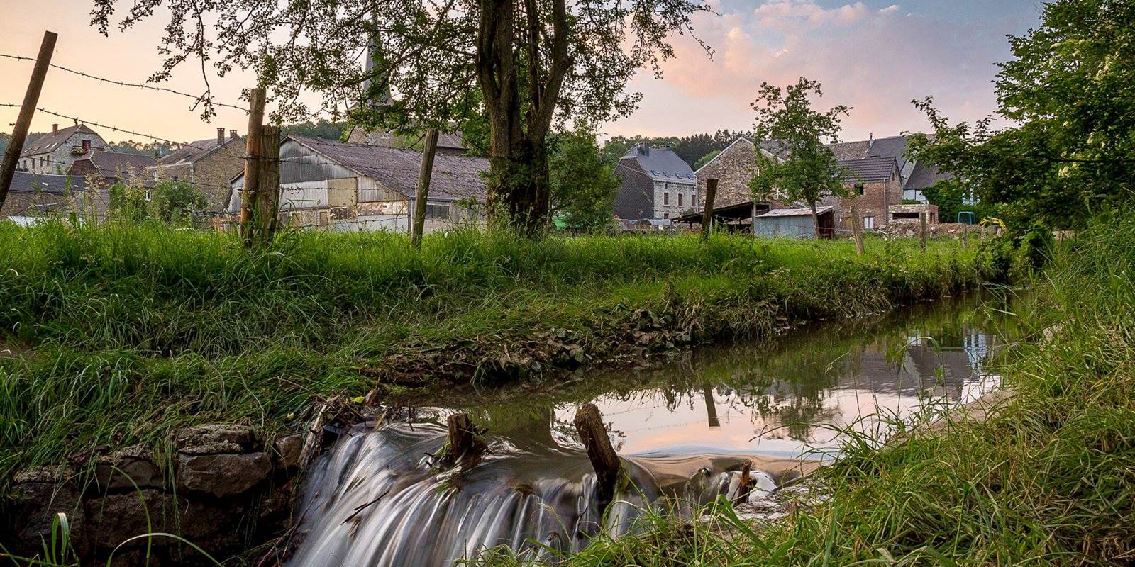 Le long du Bloquay à FERON