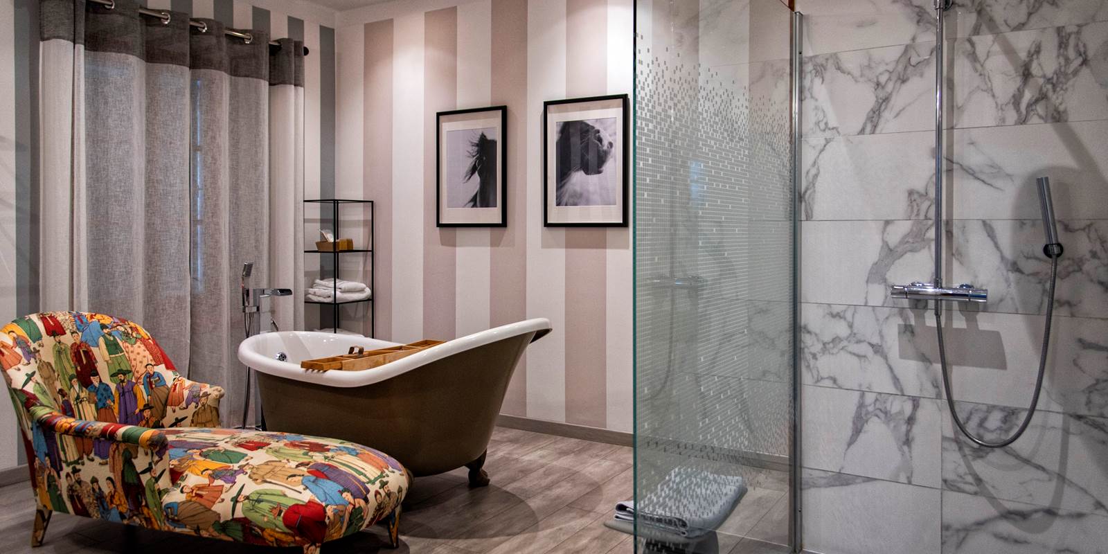 EPONA Bath Salon (c) M Dartenset