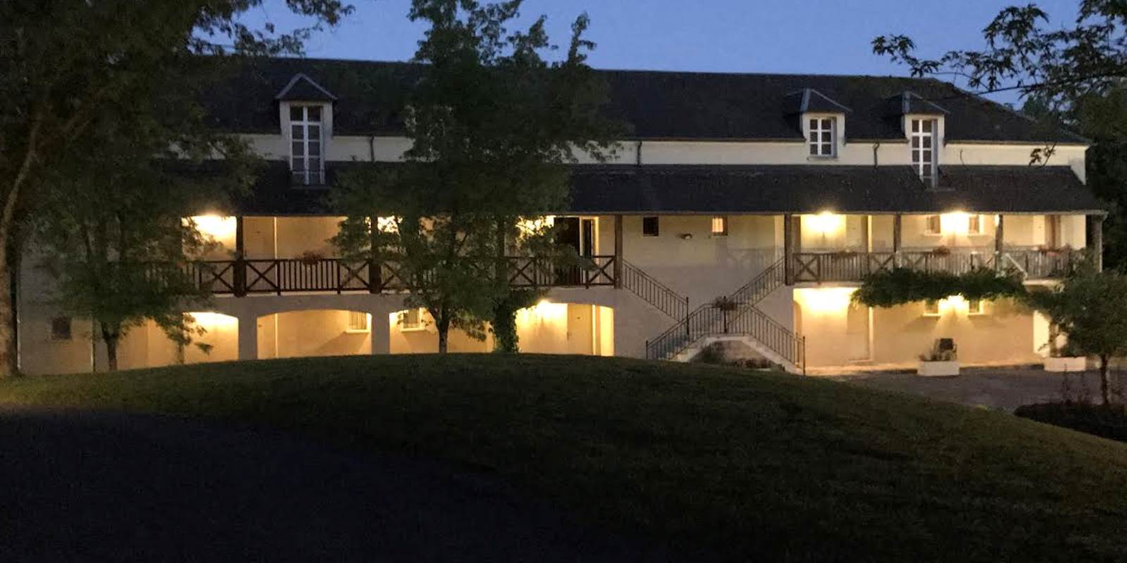 Façade Gentilhommière de nuit