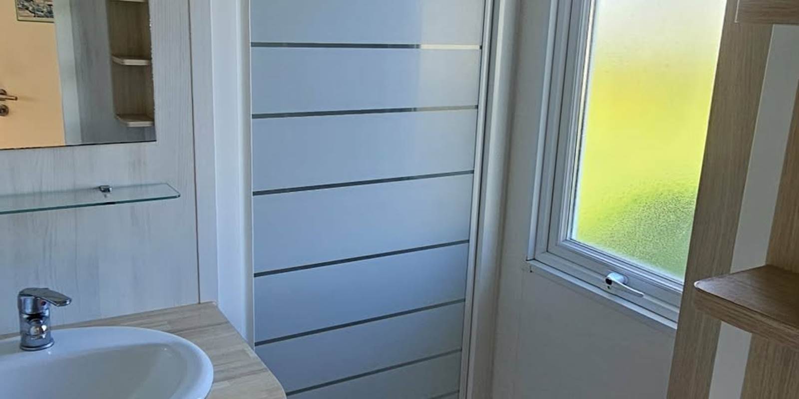 26ec846b-cd8a-46f5-afd9-36ffea1b46b3