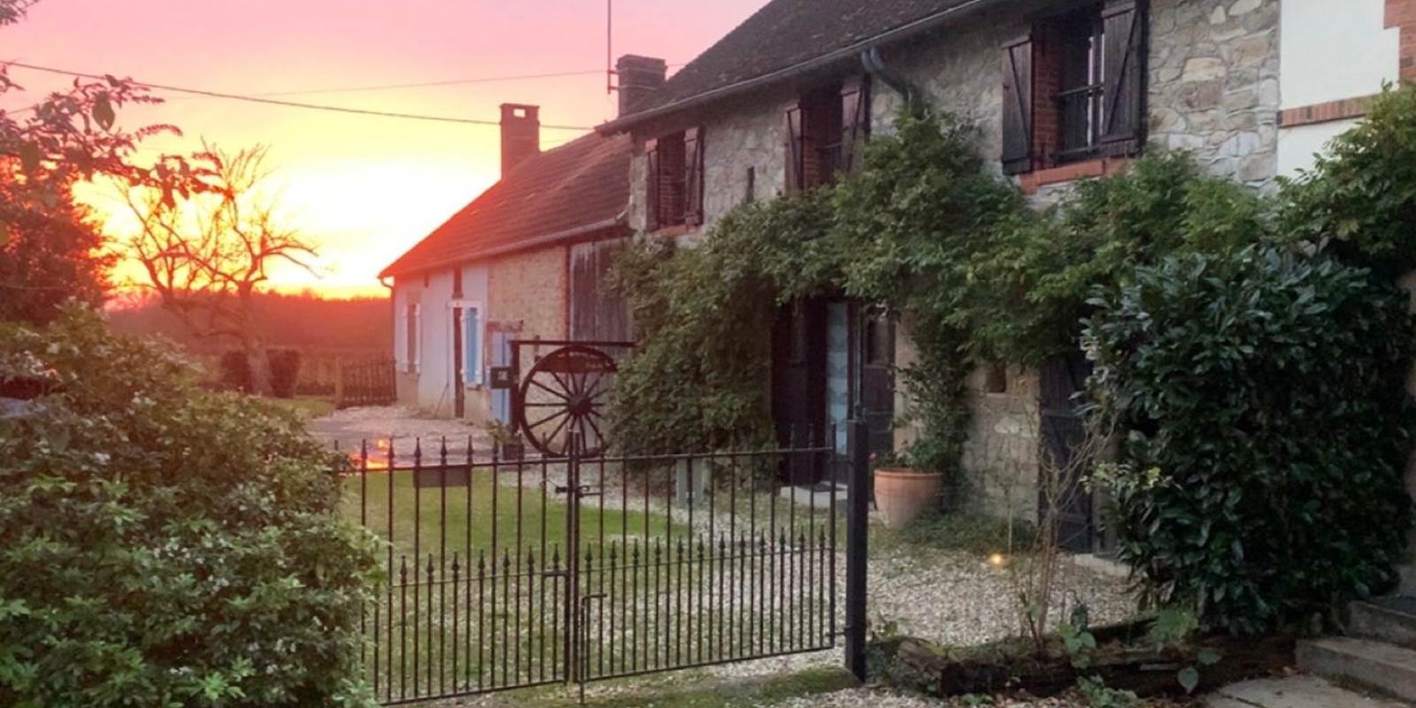 Sunset over Le Montinazeau