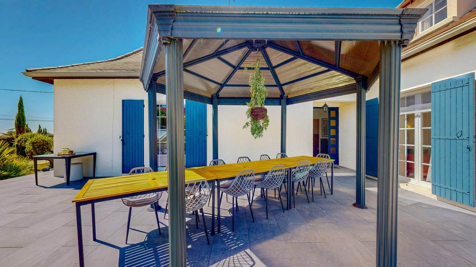 salle a` manger exte´rieur  2