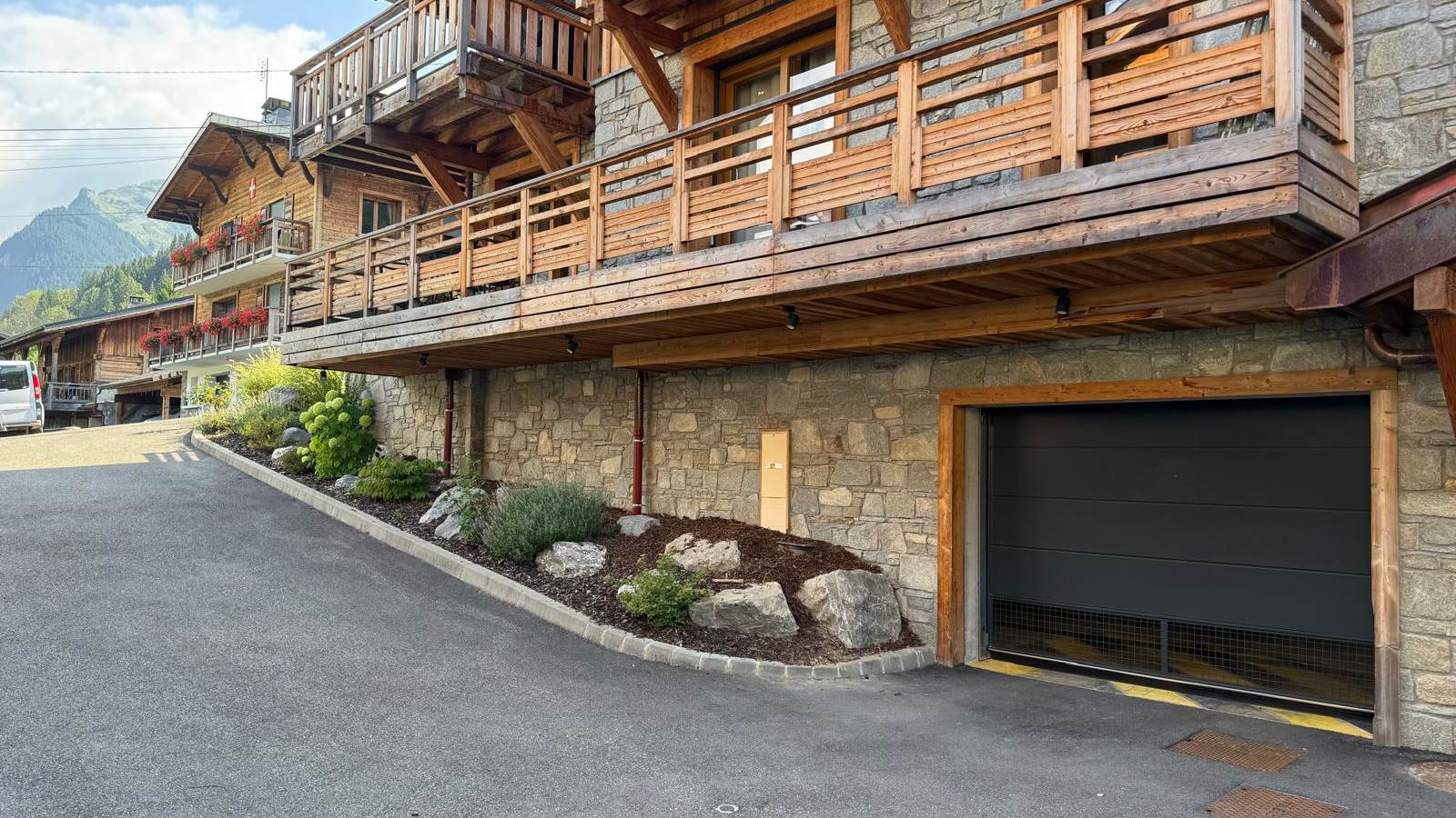 ENTREE GARAGE