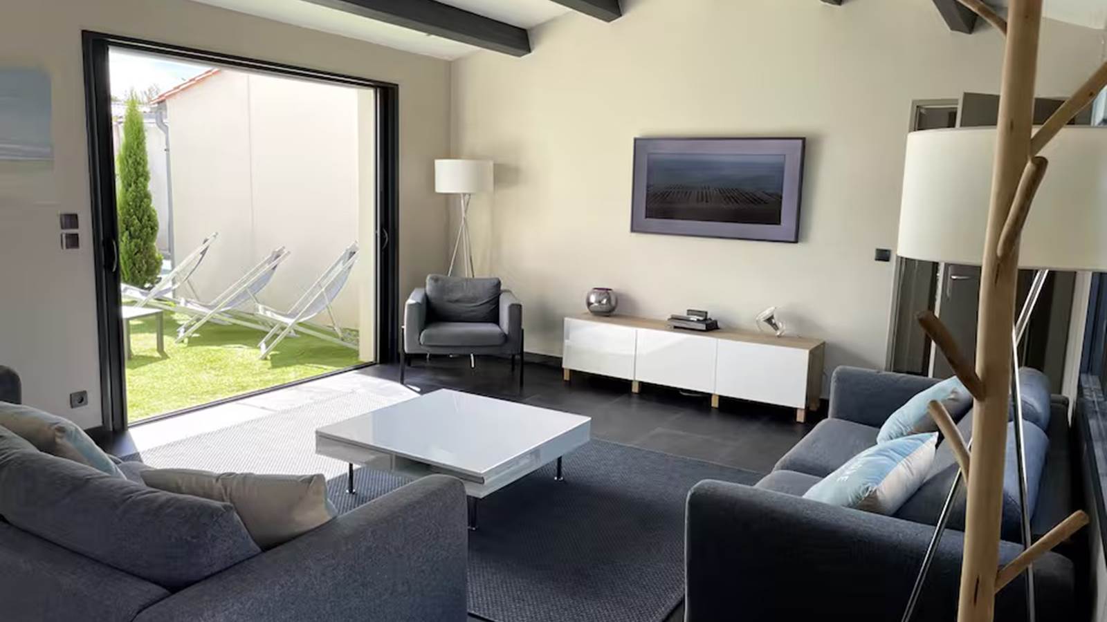 847f331f-8db5-4e08-b0aa-75e68c9c5e73