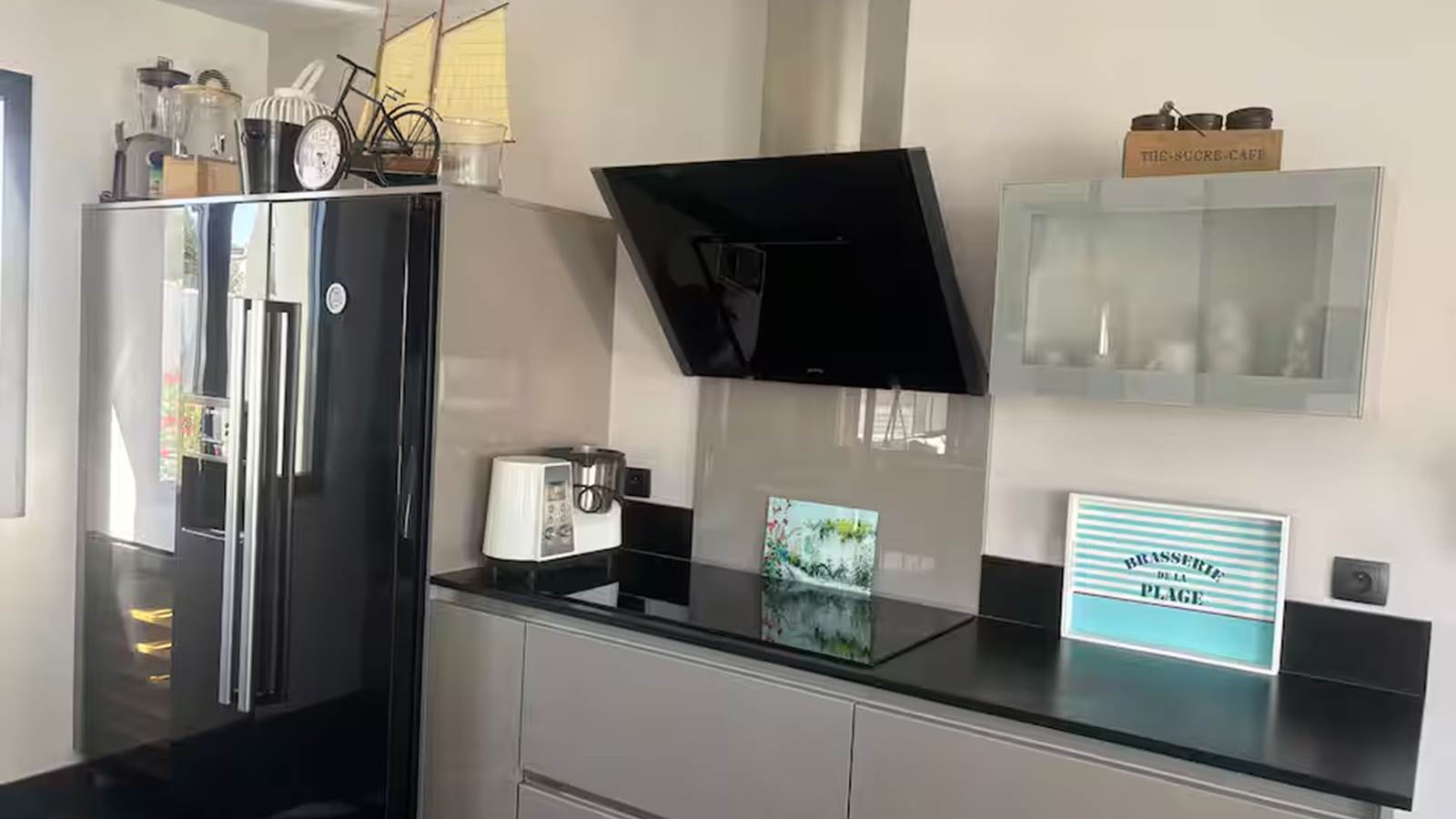 0b4555a8-976d-459f-8acf-a3c2943fce4e