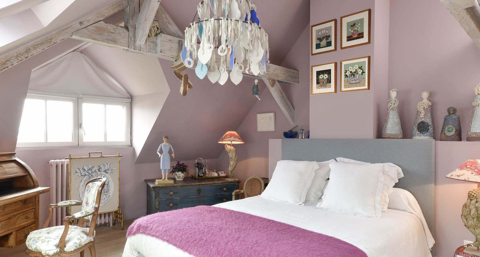 chambre-mansardee-spacieuse-lumineuse-couple-sejour-honfleur-calvados