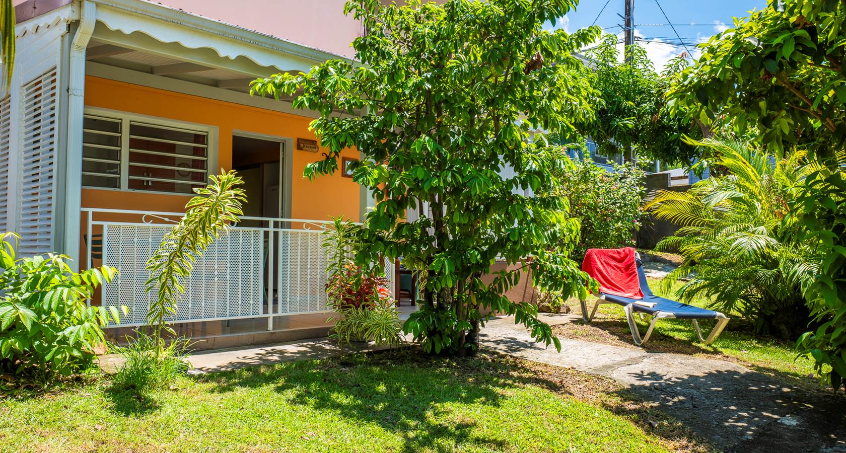 LAURIER, votre petit cocon  pour 2 personnes à Deshaies GUADELOUPE