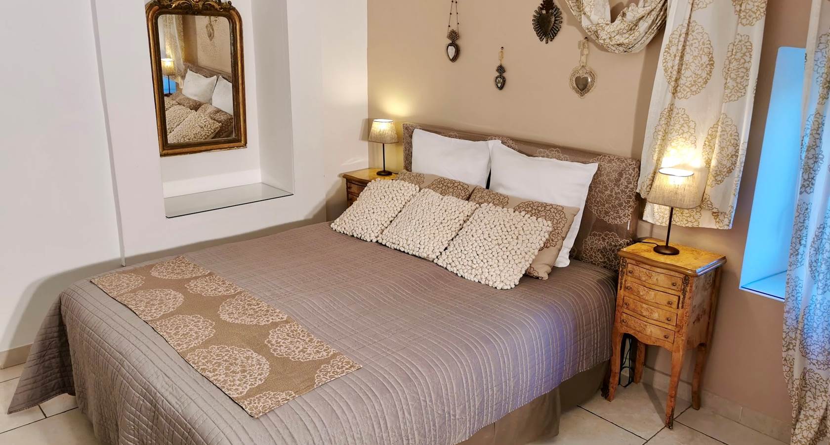 Mas-de-Martinet-Chambre-Zen