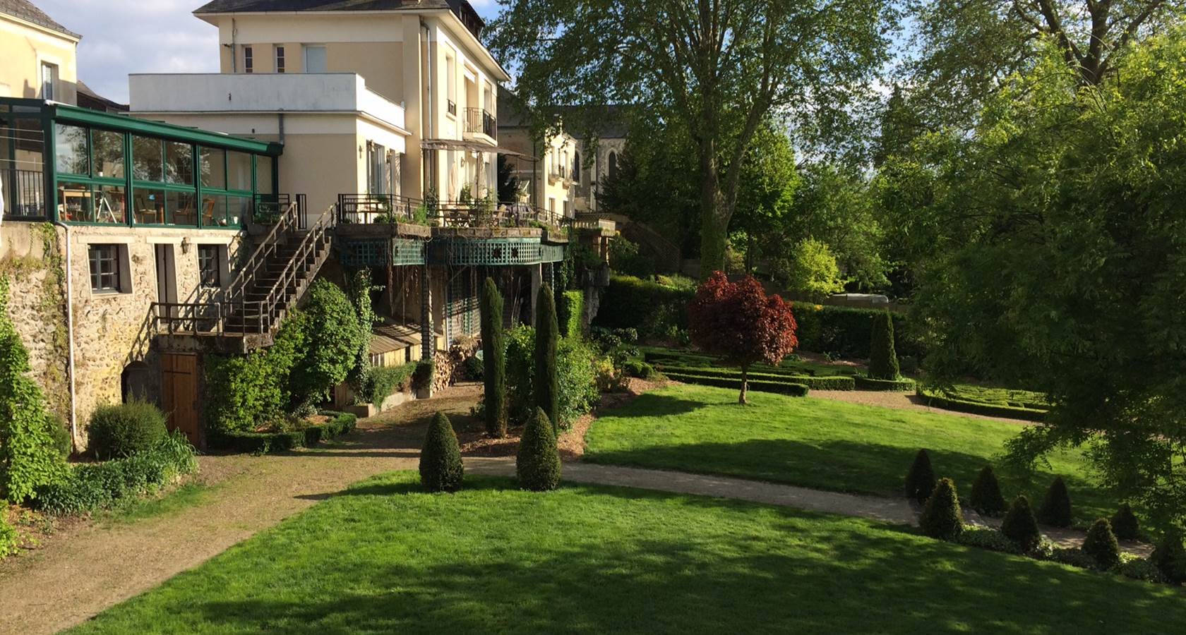 Location saisonnière-Maine et Loire-grande maison-villa-grand jardin