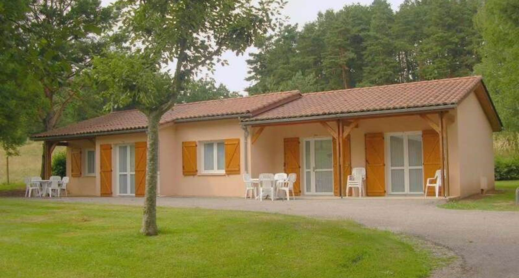 lepetitbois46_Leyme_Modern Family PMR_Gîte 21-22