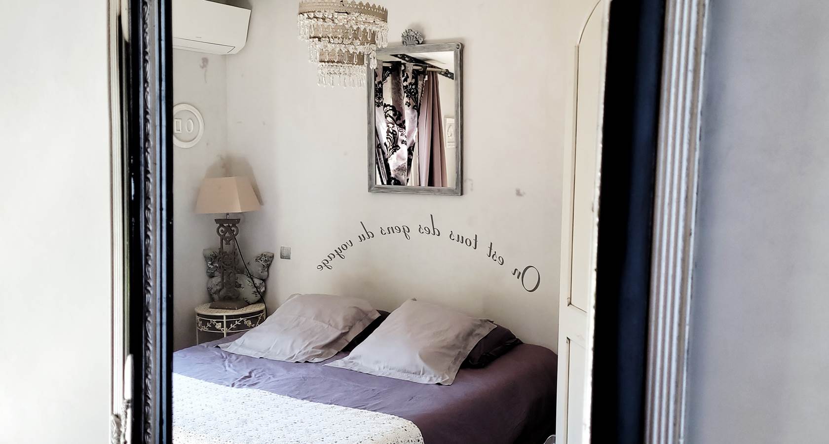 vue de miroir espace lit 180 cm ou 2 fois 90 cm