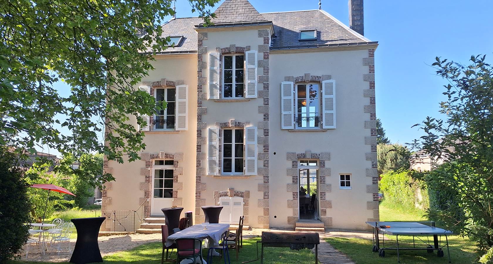 facade arriere gite de charme le quatre feuilles