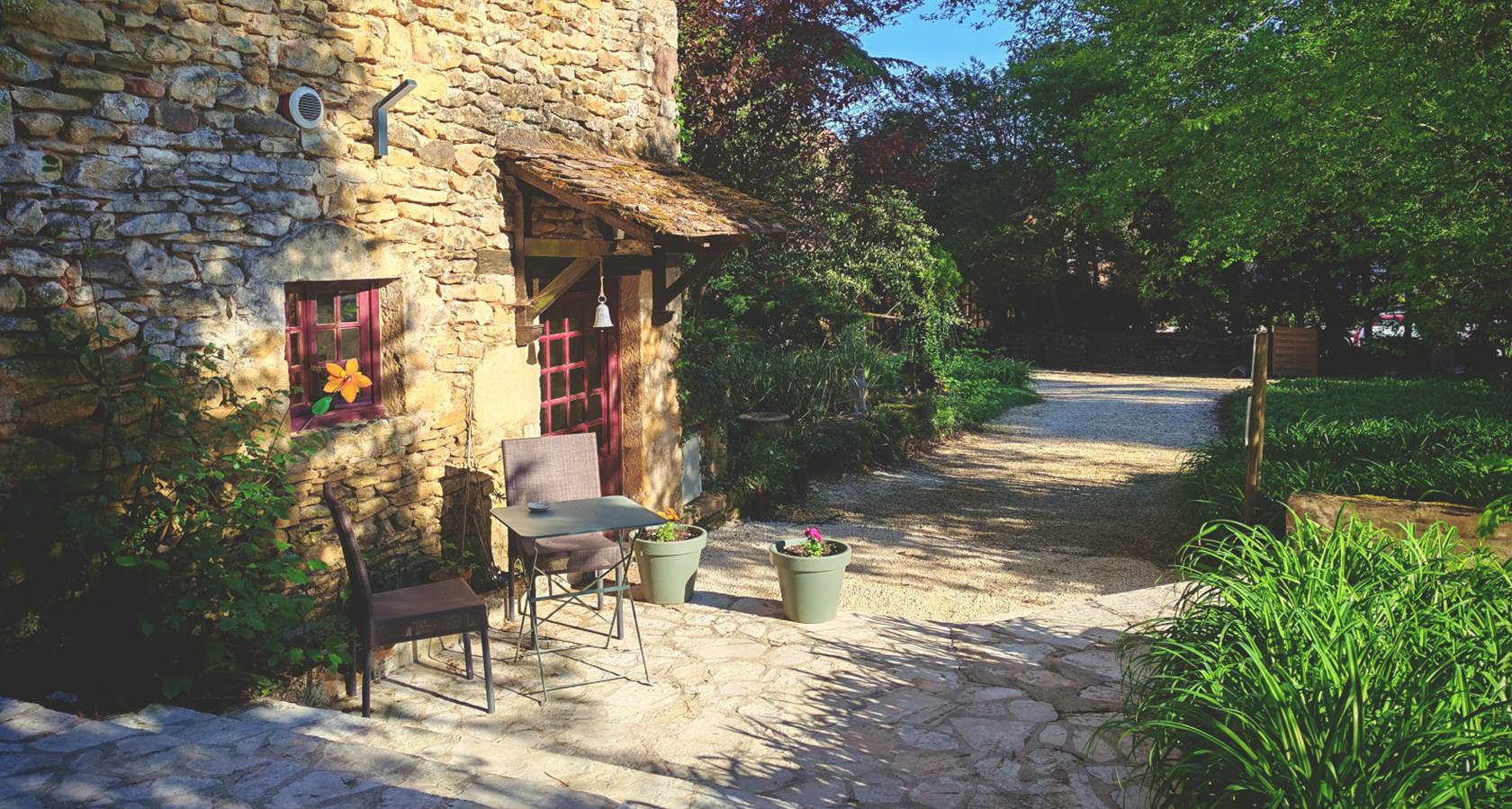 Chambre indépendante Le Pèlerin. Bonfarto Locations Urval Dordogne