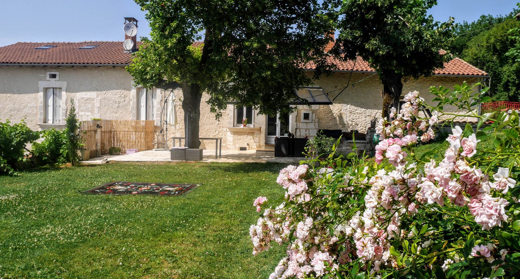 devant de la "villa maeltri"