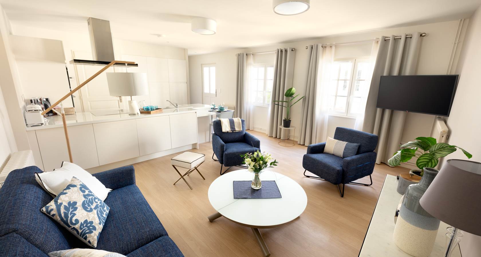 01 Salon