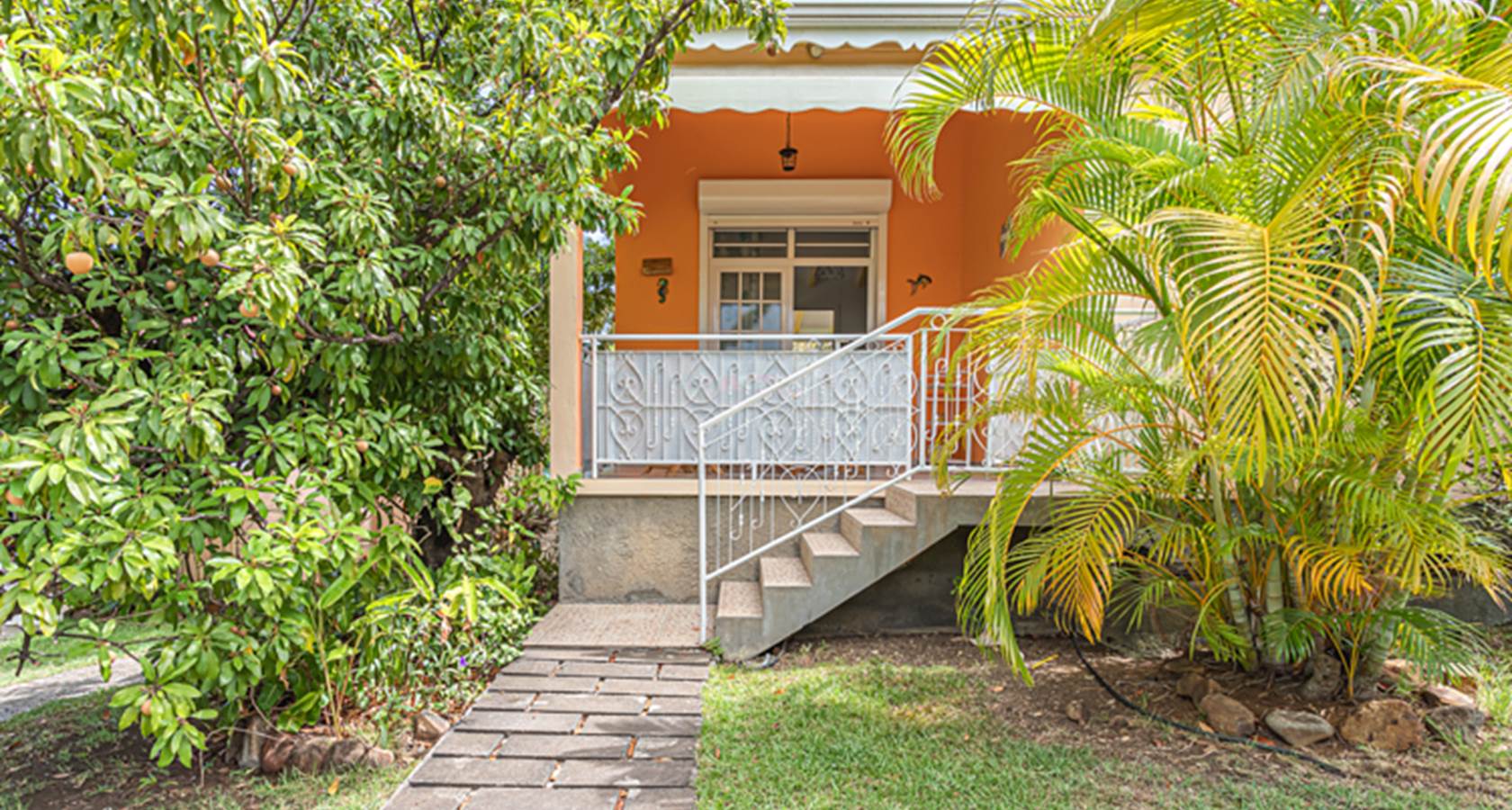 Gîte Alamanda Deshaies Guadeloupe