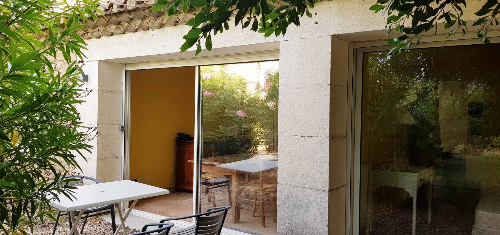 gite  indépendant avec terrasse