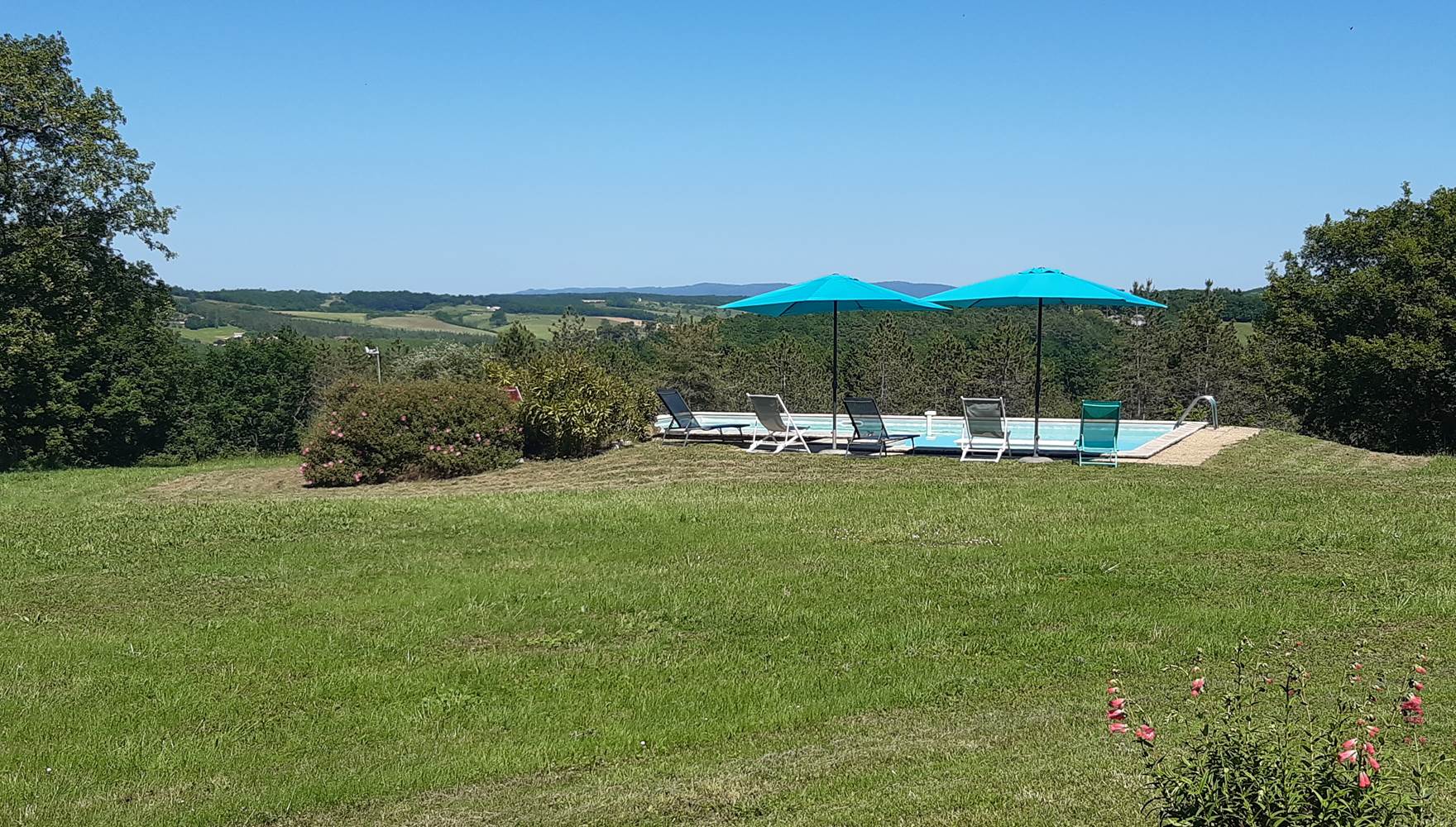 une vue dégagé sur le tarn proche