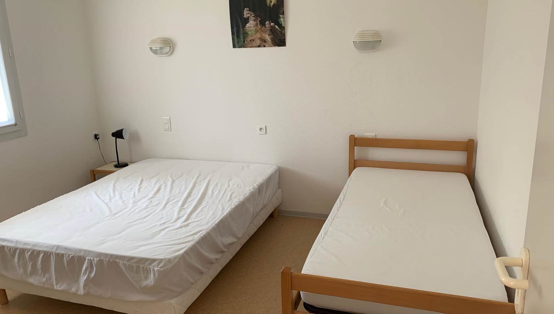 lepetitbois46_Leyme_gi^te 21 MODERN PMR_chambre triple