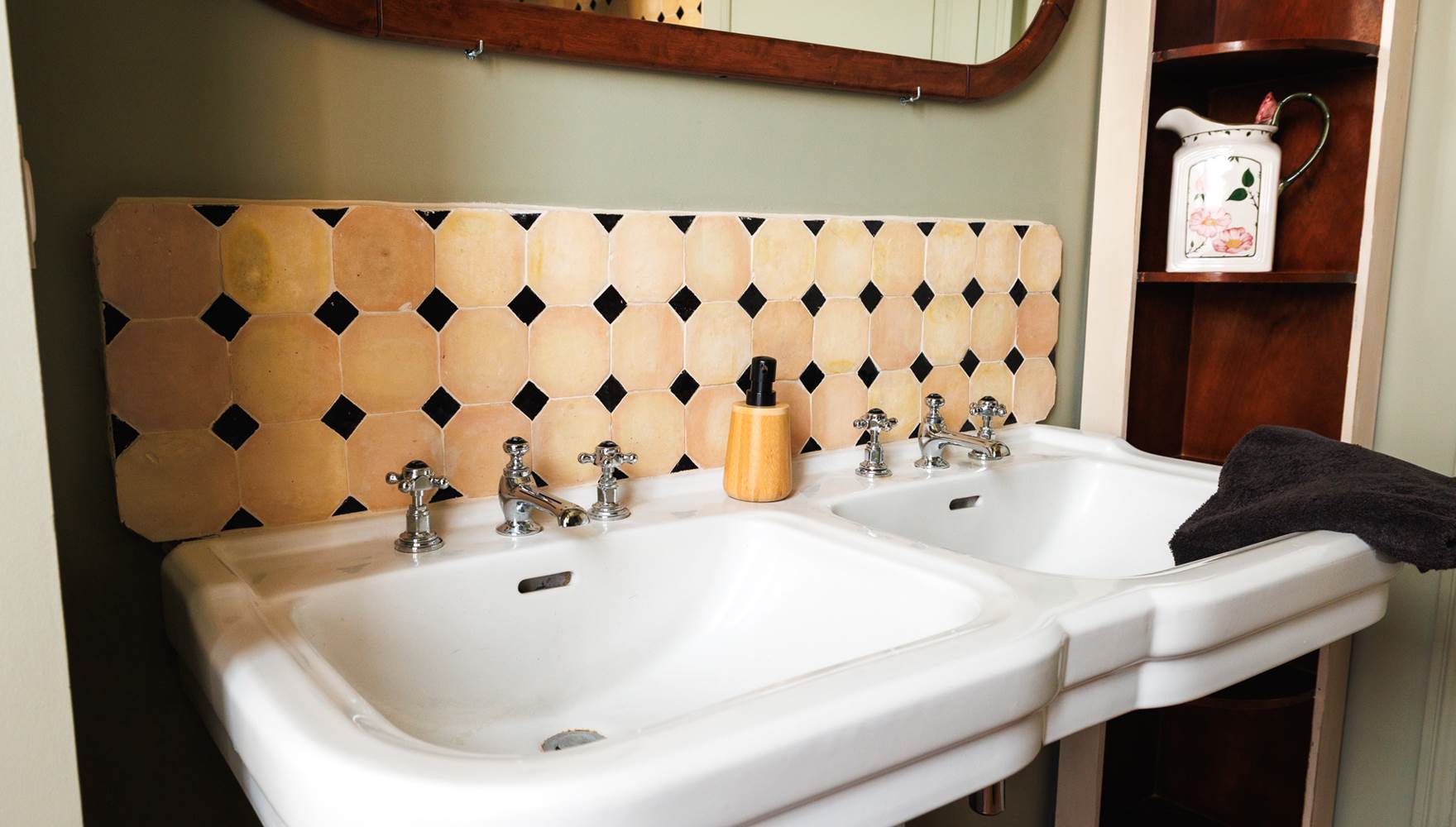 Salle de bain 1er étage gite de charme Le Quatre Feuilles proche Puy du Fou