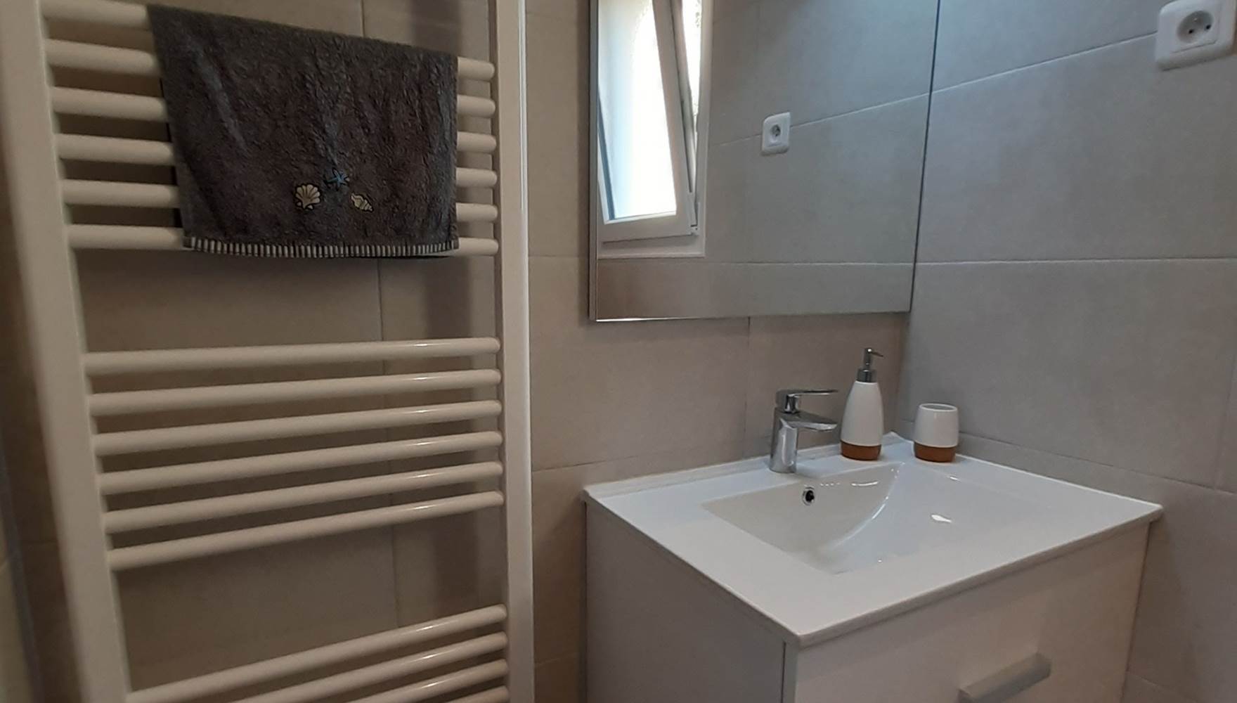 salled'eau-moderne-douche-italienne