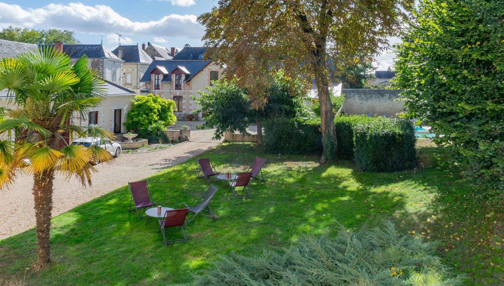 maison.aubelle.exterieur.vue.tour