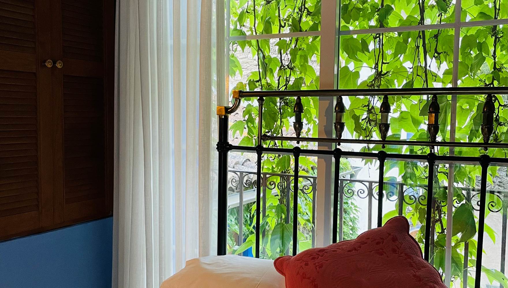 L'autre côté de la chambre