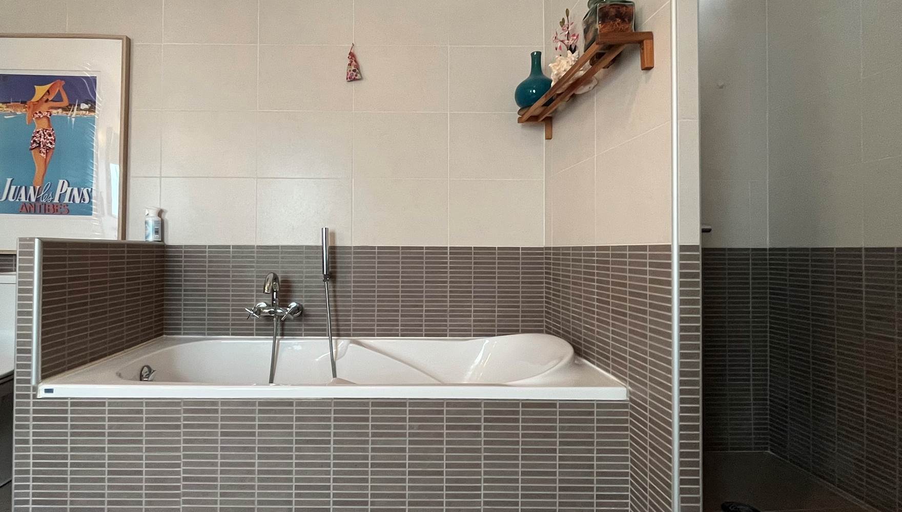 Chambres d'hotes hotel Marseillan - bain