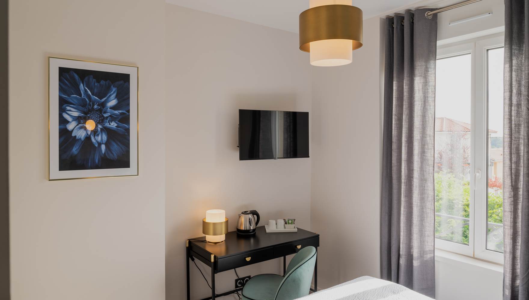 BF10E762-6C61-4EF7-8080-EE2B2734CBB3