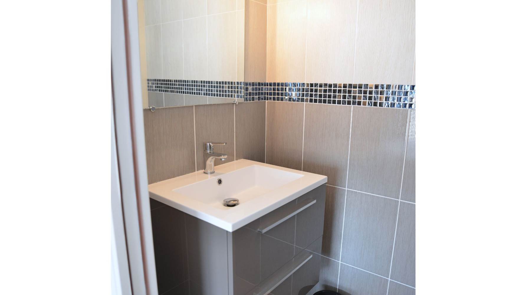 Location saisonnière 11120