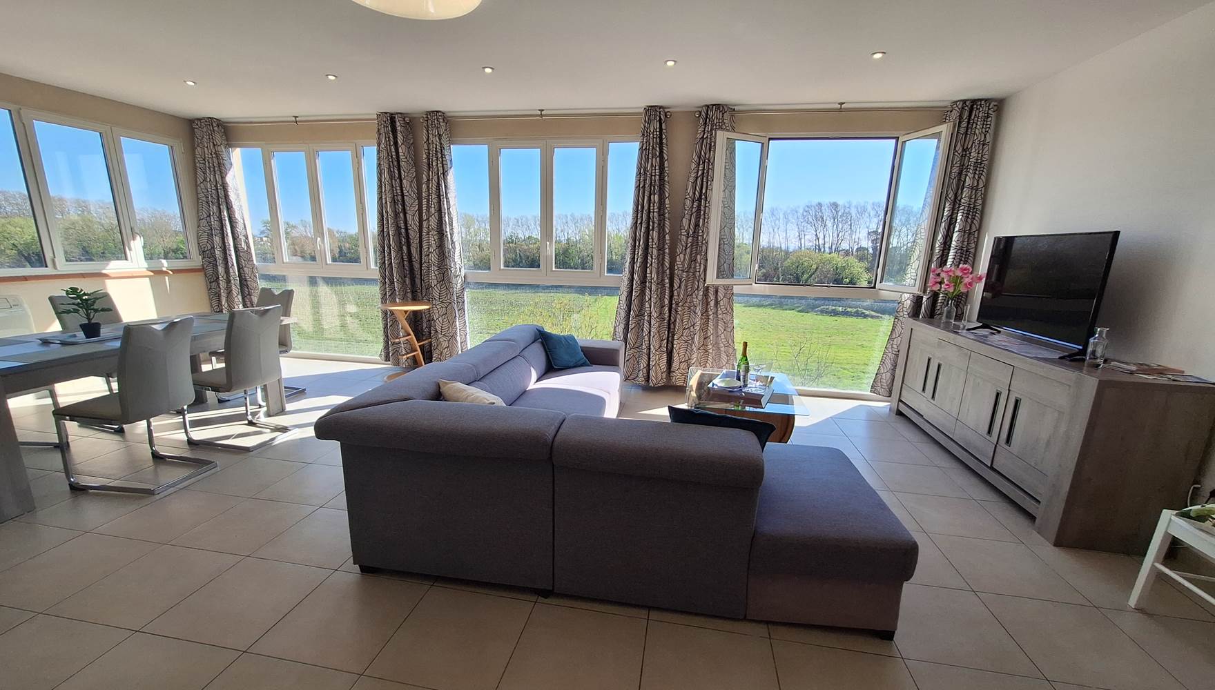 Gîte avec superbe vue aude